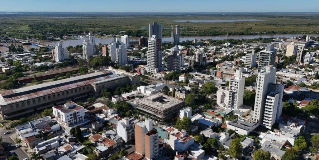 OqUhf-a3n_1300x655__1